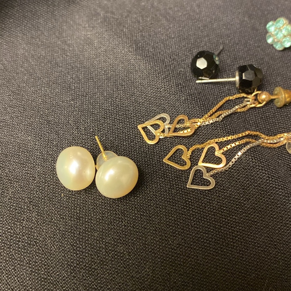 5 Earrings Bundle - image 3